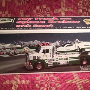 NIB🎄2014 HESS toy truck Space Cruiser with Scout, stored in outer box